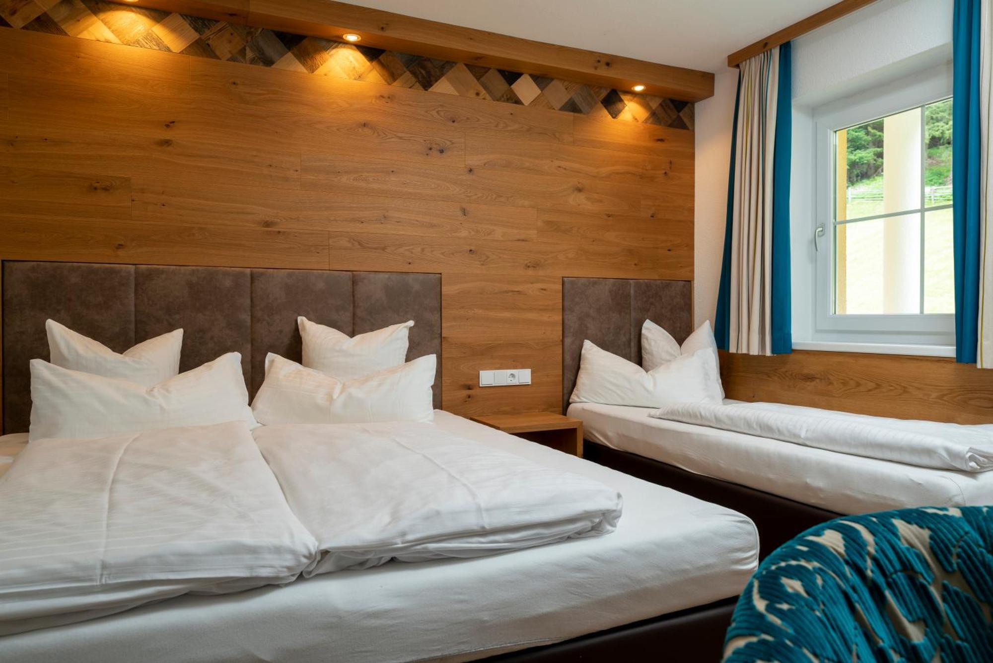 Alpenhotel Erika Hotell 4*