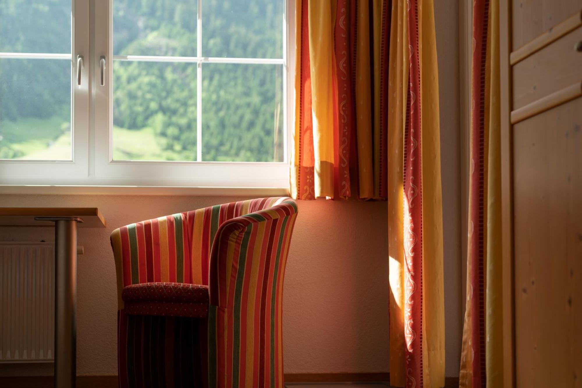 Hotell Alpenhotel Erika 4*